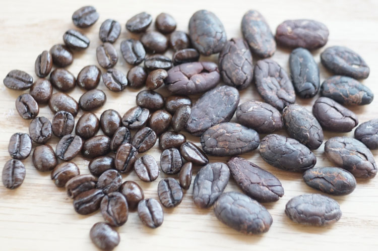 金澤珈琲ショコラ 茜と葵003
